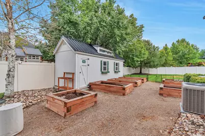 549 E Willow Springs Ln, Draper, UT 84020 - Photo 24