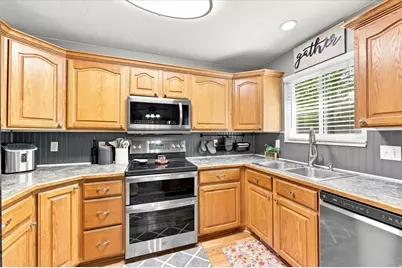 213 W 730 N, Santaquin, UT 84655 - Photo 12
