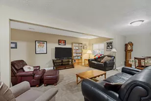 10254 S Crow Wing Dr, South Jordan, UT 84009 - Photo 40