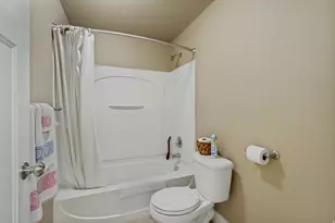 10254 S Crow Wing Dr, South Jordan, UT 84009 - Photo 36