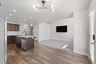 4889 W Pillar Dr, Riverton, UT 84096 - Photo 4