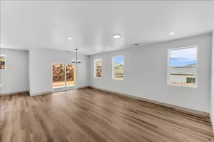 1566 E Centaurus Wy, Washington, UT 84780 - Photo 4