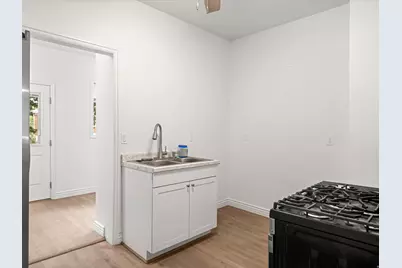 582 E 29th St, Ogden, UT 84403 - Photo 6