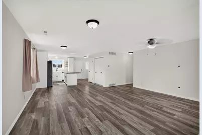 5084 S 3500 W, Roy, UT 84067 - Photo 16