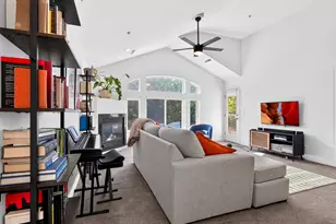 2725 S 700 E, Salt Lake City, UT 84106 - Photo 12