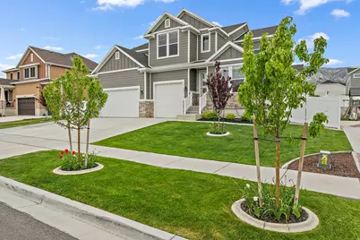 2913 S Puddle Ln, Saratoga Springs, UT 84045 - Photo 2