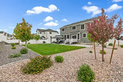 2913 S Puddle Ln, Saratoga Springs, UT 84045 - Photo 42