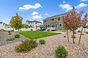 2913 S Puddle Ln, Saratoga Springs, UT 84045 - Photo 42