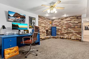2315 E Crk Rd, Sandy, UT 84093 - Photo 22