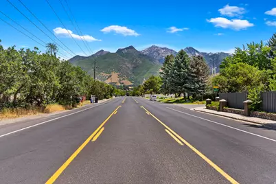 2315 E Creek Rd, Sandy, UT 84093 - Photo 32