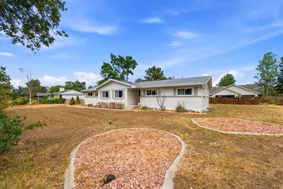 2315 E Creek Rd, Sandy, UT 84093 - Photo 2