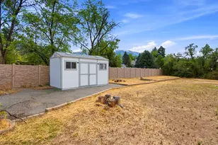 2315 E Crk Rd, Sandy, UT 84093 - Photo 30