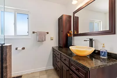 2315 E Creek Rd, Sandy, UT 84093 - Photo 14