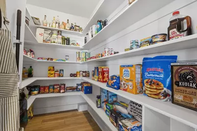 2189 N 1000 W, West Bountiful, UT 84087 - Photo 16