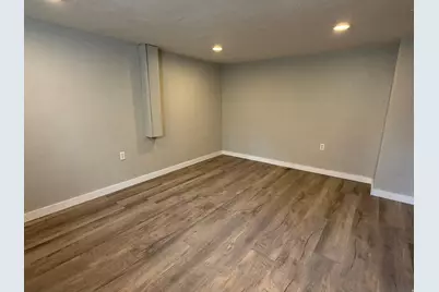 562 N 1000 W, Salt Lake City, UT 84116 - Photo 24