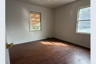 562 N 1000 W, Salt Lake City, UT 84116 - Photo 14