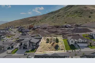 14639 S Annika Run Dr W #16, Herriman, UT 84096 - Photo 2