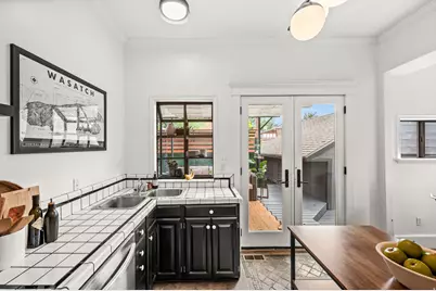 160 N F St E, Salt Lake City, UT 84103 - Photo 18