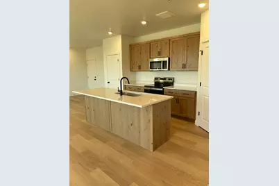 272 E 850 S #7-301, Spanish Fork, UT 84660 - Photo 2