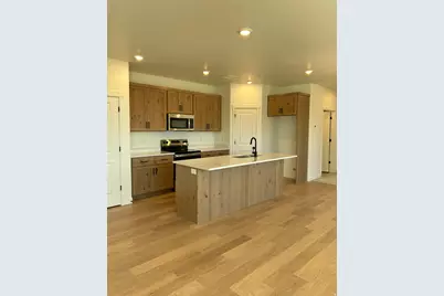 272 E 850 S #7-301, Spanish Fork, UT 84660 - Photo 8