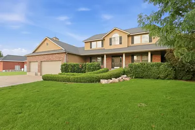 405 N 2975 W, Layton, UT 84041 - Photo 2