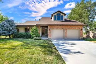 745 E 3400 N, North Ogden, UT 84414 - Photo 2