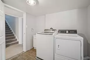 2451 E Murray Holladay Rd S, Holladay, UT 84117 - Photo 26