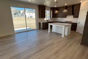 660 S 50 E, Hyde Park, UT 84341 - Photo 8