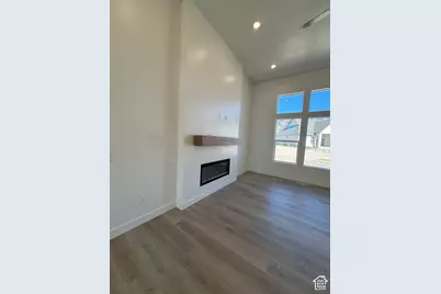 660 S 50 E, Hyde Park, UT 84341 - Photo 6