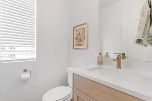 856 E Brookshade Ln, Murray, UT 84107 - Photo 10