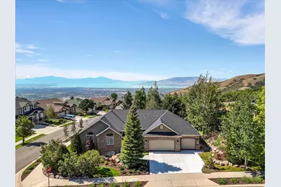 1942 E Vista Ridge Ct, Draper, UT 84020 - Photo 1