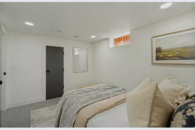 768 N 1300 W, Salt Lake City, UT 84116 - Photo 26