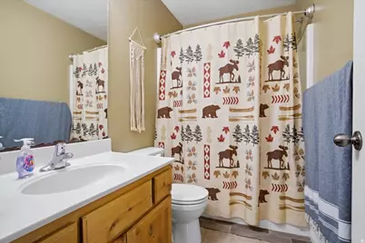 7065 N Cherokee St, Eagle Mountain, UT 84005 - Photo 24