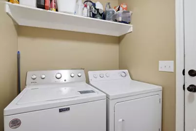 7065 N Cherokee St, Eagle Mountain, UT 84005 - Photo 28