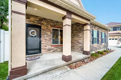 5058 W London Bay Dr, Riverton, UT 84096 - Photo 2