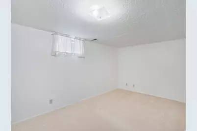 2367 W 4600 S, Roy, UT 84067 - Photo 26