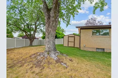 2367 W 4600 S, Roy, UT 84067 - Photo 28