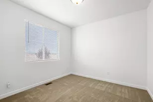 6017 N Sheps Rd, Eagle Mountain, UT 84005 - Photo 18