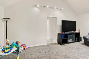804 E Canyon Rd S, Ogden, UT 84401 - Photo 6
