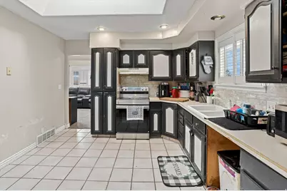 804 E Canyon Rd S, Ogden, UT 84401 - Photo 8