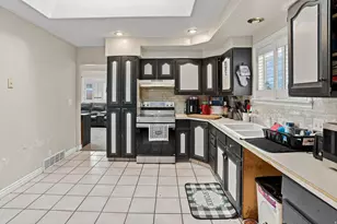 804 E Canyon Rd S, Ogden, UT 84401 - Photo 8