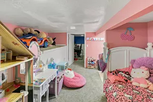 804 E Canyon Rd S, Ogden, UT 84401 - Photo 16