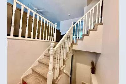 284 N 500 W, Clearfield, UT 84015 - Photo 2