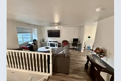 284 N 500 W, Clearfield, UT 84015 - Photo 18