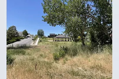 7657 S Avondale Dr E, Cottonwood Heights, UT 84121 - Photo 6