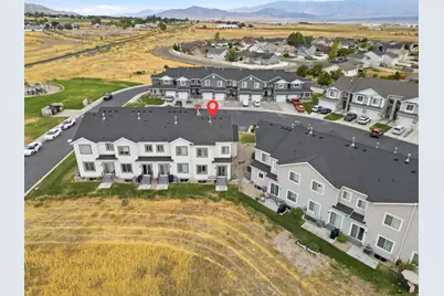 828 N Glen Eagles Ct W, Tooele, UT 84074 - Photo 32