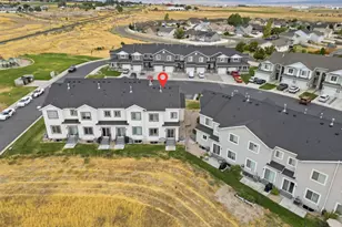 828 N Glen Eagles Ct W, Tooele, UT 84074 - Photo 32