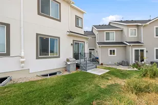 828 N Glen Eagles Ct W, Tooele, UT 84074 - Photo 28