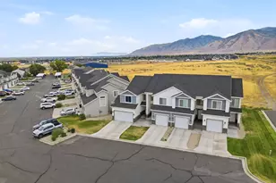 828 N Glen Eagles Ct W, Tooele, UT 84074 - Photo 30