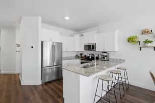 828 N Glen Eagles Ct W, Tooele, UT 84074 - Photo 8
